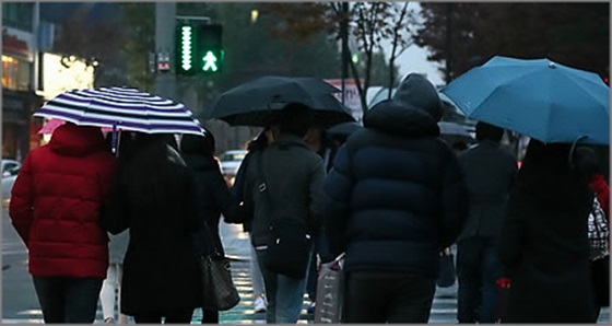 전국이 맑다 밤부터 비가 올 전망이다.ⓒ연합뉴스