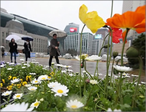 4월의 마지막 날인 30일은 일부지역을 제외한 전국이 대체로 맑겠다.ⓒ연합뉴스