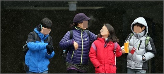 화요일인 오늘(29일) 전국이 고기압의  영향을 받아 대체로 맑은 가운데 추운 날씨를 보이겠다.ⓒ연합뉴스