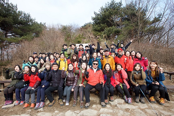 금호타이어 임직원 박삼구 회장과 계룡산 신년산행.ⓒ금호타이어