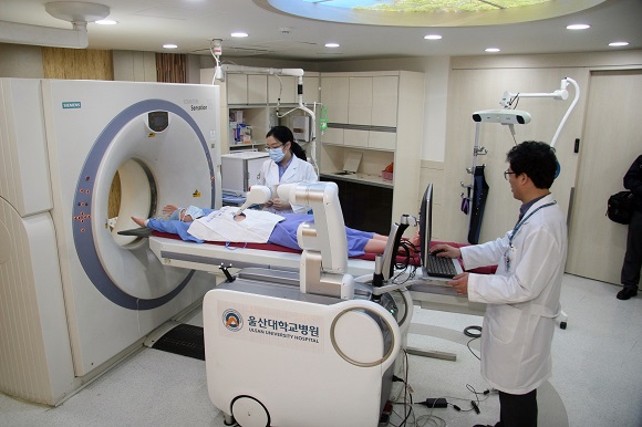 현대중공업이 개발한 종양치료로봇.ⓒ현대중공업