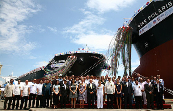 2011년 9월 10일 한진중공업 필리핀 현지법인인 수빅조선소에서 열린 ‘스타 보레알리스(Star Borealis)’호와 ‘스타 폴라리스(Star Polaris)’호의 명명식 모습.ⓒStar Bulk Carriers