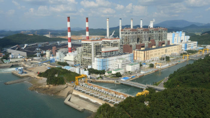 한국중부발전의 보령석탄화력발전소.
