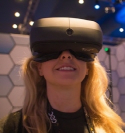 LG전자의 가상현실기기 'VR HMD'