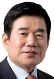 국정자문위원회 위원장으로 임명된 김진표 더불어민주당 의원. 
