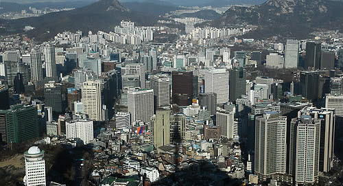 기업들이 뺴곡히 들어선 서울 도심의 모습.ⓒ연합뉴스