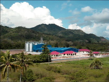 하림그룹 주력 계열사 팜스코가 운영중인 인도네시아 옥수수 가공장. 술라웨시 고론딸로 지역에 2개 가공장 운영 중이며, 연간 가공능력은 10만톤이다.