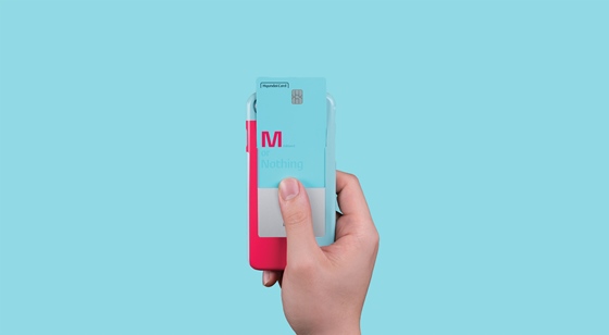 현대카드가 '스튜디오 블랙(STUDIO BLACK)' 입주 기업인 '프레임바이(FRAME BY)'와 손잡고 세로카드를 위한 전용 스마트폰 케이스를 선보인다.ⓒ현대카드