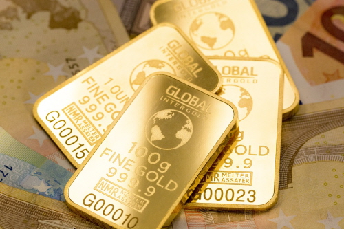 국제 금가격은 지난 9월8일 온스당 1351.20달러로 1년래 고점을 기록한 후 우하향하고 있다. 중장기 금값 전망에 대해 전문가들은 다소 회의적 시각을 보이고 있다. 사진=픽사베이