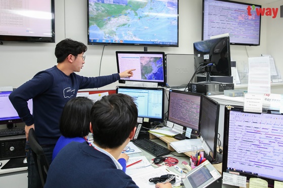 티웨이항공은 지난 27일 김포국제공항 화물청사 본사에서 전 부서 임원진과 실무진이 참석한 가운데 '비상대응훈련(Emergency Response Plan·ERP)'을 진행했다고 28일 밝혔다.ⓒ티웨이항공