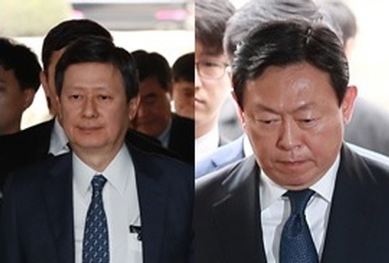신동주 전 일본 롯데홀딩스 부회장(왼쪽)과 신동빈 롯데그룹 회장 ⓒEBN