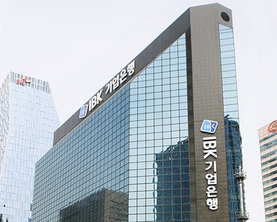 IBK기업은행은 크라우드펀딩 중개기업 크라우디와 함께 오는 25일 서울 중구 소재 IBK파이낸스타워에서 우수 스타트업을 소개하는 투자설명회를 개최한다고 18일 밝혔다.ⓒ기업은행