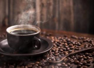 미국 법원 "커피전문점에 커피 발암 경고문 부착해라"
