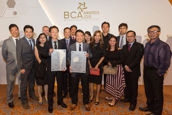 2018 싱가포르 건설대상(BCA AWARDS 2018) 수상자들이 기념촬영을 하고 있다.ⓒ현대건설