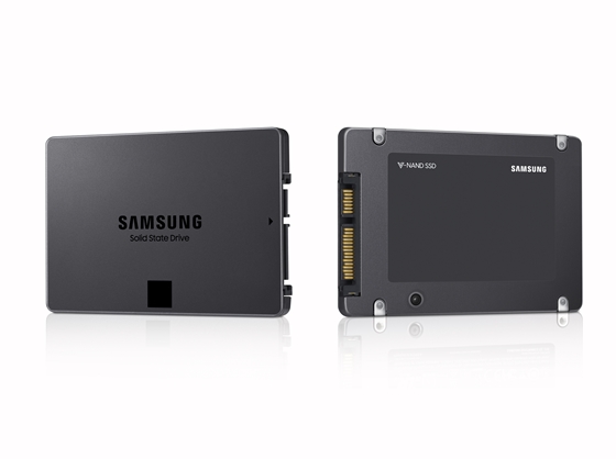삼성전자는 7일 업계 최초로 1Tb 4비트 V낸드 기반 '소비자용 4TB(테라바이트) QLC SATA SSD'를 본격 양산한다.ⓒ삼성전자