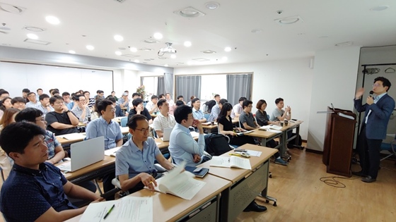 한국P2P금융협회는 협회 회원사 임직원을 대상으로 채권 관리 교육을 실시했다.ⓒ한국P2P금융협회