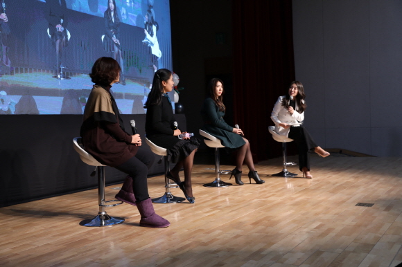 티브로드는 지난 13일 성동구청 대강당에서 경력단절여성(경단녀)을 위한 '고마워요! 힘을내요! 토크콘서트'를 진행했다ⓒ