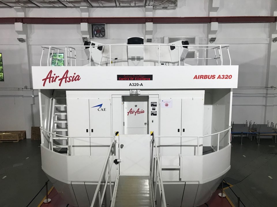 에어아시아 아카데미에 있는 에어버스 A320 시뮬레이터ⓒEBN