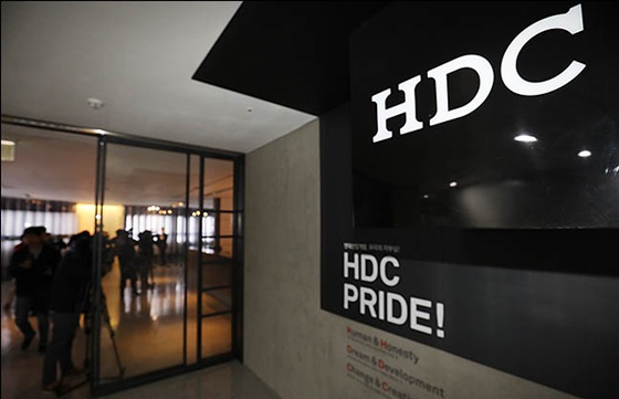 HDC현대산업개발이 아시아나항공 인수를 위한 기업결합 신고 및 자금마련 절차를 추진하고 있다.ⓒEBN