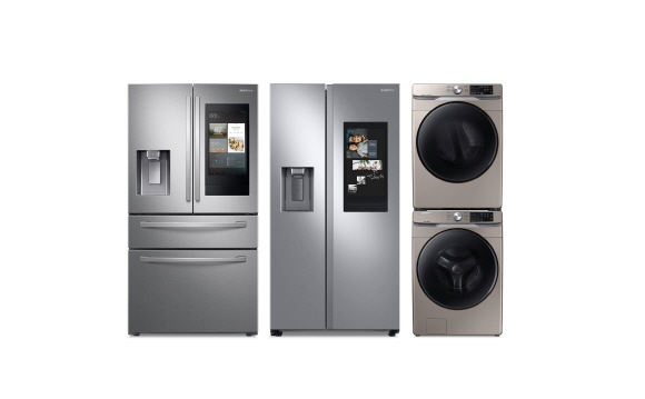  좌측부터 삼성전자 프렌치도어 냉장고(RF28R7551SR), 양문형 냉장고 (RS27T5561SR), 세탁기(WF45R6100AC), 건조기(DVE45R6100C).ⓒ삼성전자