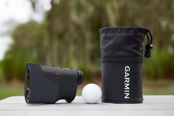 가민의 프리미엄 골프용 GPS 레이저 거리측정기 '어프로치 Z82' ⓒ가민