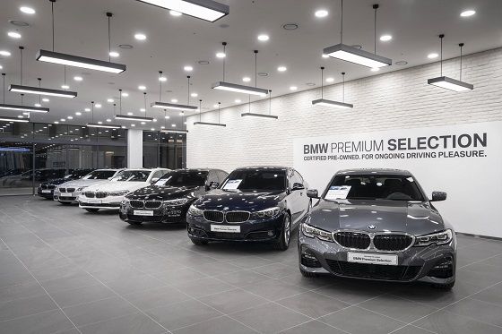 BMW 인증 중고차 매장인 BPS 수원 도이치오토월드 전시장 ⓒBMW그룹코리아
