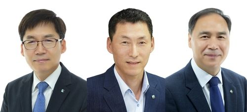 기업은행이 정기 인사에 앞서 신임 부행장 3명을 선임했다. (왼쪽부터 김형일, 장민영, 조봉현)ⓒIBK기업은행