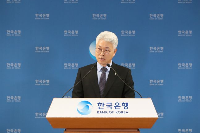 박양수 한국은행 경제통계국장이 5일 오전 서울 중구 한국은행에서 2020년 9월 국제수지(잠정)의 주요 특징을 설명하고 있다.ⓒ한국은행