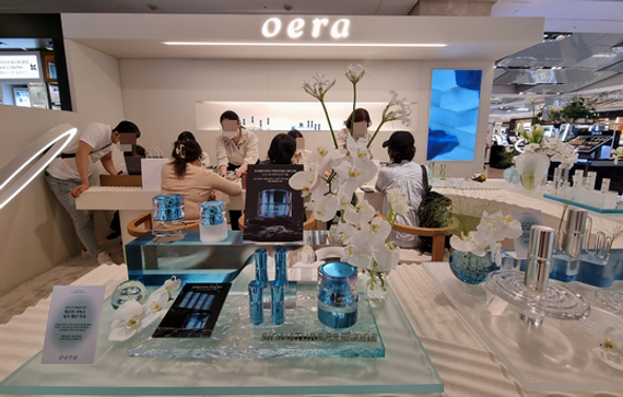 현대백화점 압구정점에 입점한 