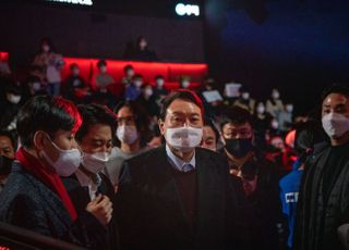 [포토] 윤석열 후보, LCK 개막전 T1-광동 경기 관람