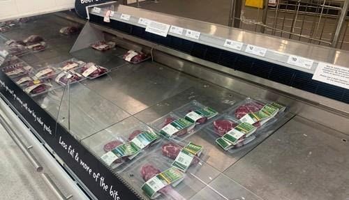 호주 시드니의 한 슈퍼마켓 고기 매대가 비어있는 모습ⓒ연합