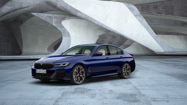 BMW M550i xDrive 탄자나이트 블루 에디션 ⓒBMW 코리아