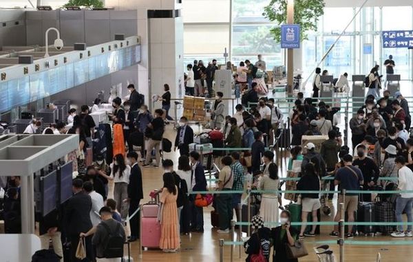 붐비는 인천공항ⓒ연합뉴스