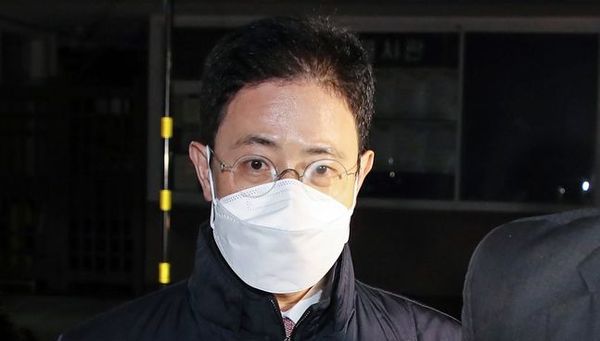 손준성 대구고검 인권보호관이 지난 10월 27일 영장이 기각된 뒤 서울구치소를 나서고 있다.ⓒ연합뉴스