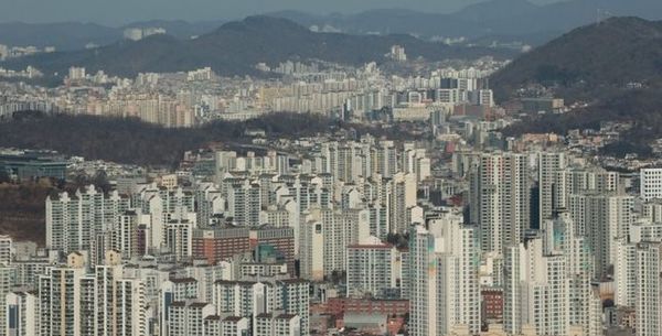서울 여의도 63스퀘어 전망대에서 바라본 아파트.ⓒ연합뉴스