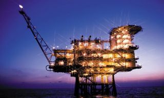 EU, 러 석유제품 가격 상한제 추가…한국 정유업계 수혜 기대
