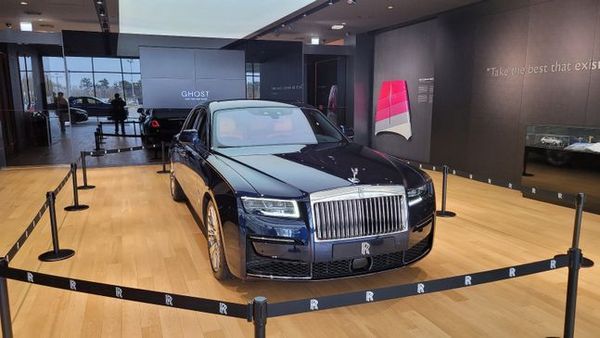 BMW 드라이빙센터에 전시돼 있는 롤스로이스ⓒEBN