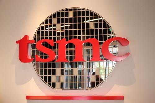 "TSMC 역대 최고 실적 전망…AI 수요 강세"