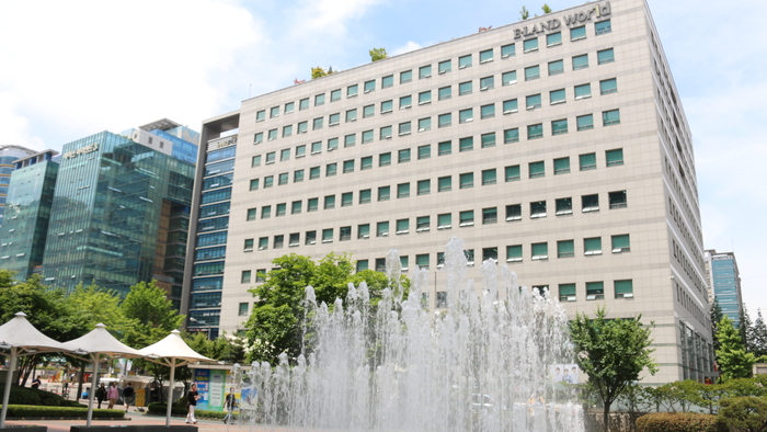 이랜드월드 가산 사옥. [제공=이랜드]