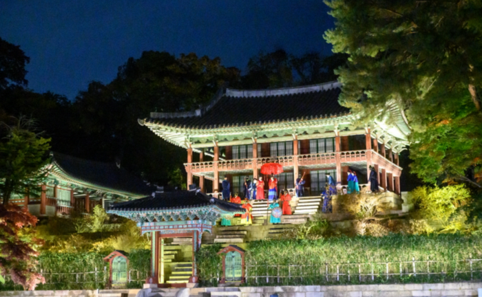 달빛 이미지