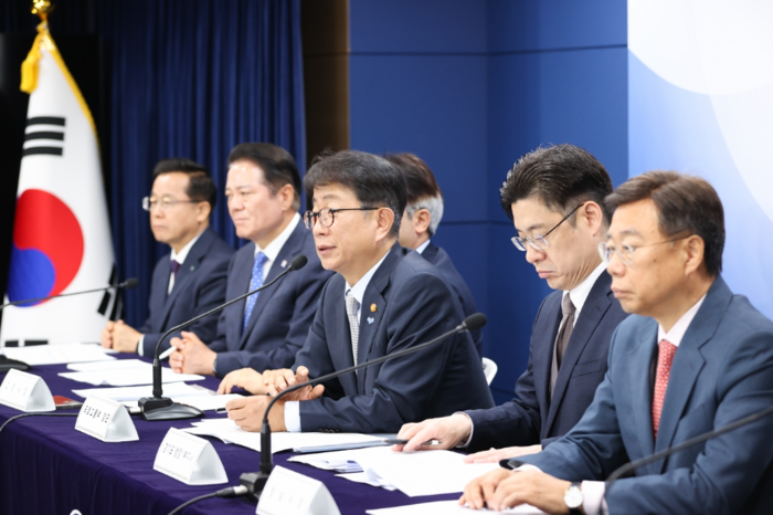 1기 신도시 선도지구 선정 계획 발표하는 박상우 국토부 장관. [제공=연합]