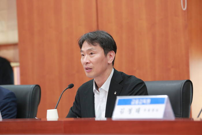 홍콩H지수 주가연계증권(ELS) 사태로 금융지주 자본비율 및 배당 정책에 리스크가 발생했다. 이에 금융당국이 재량권을 발휘해 비율 산정과 관련한 부담을 경감하는 방안을 검토 중이다.[제공=금융감독원]