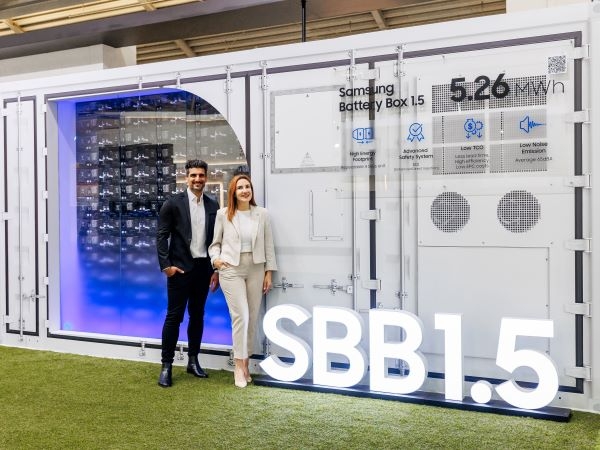 19일 독일 뮌헨에서 개최된 ‘인터배터리 유럽 2024’에서 삼성SDI가 기존 SBB(Samsung Battery Box)보다 한층 더 업그레이드 된 SBB 1.5를 선보이고 있다. [제공=삼성SDI]
