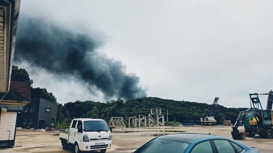 아리셀 공장 인근에서 또 화재가 발생했다. 연합뉴스