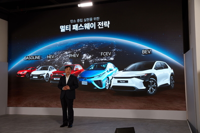 콘야마 마나부 ‘친환경·신차’ 호조···이지홍 ‘모터사이클’만 올인…상반된 일본차 CEO