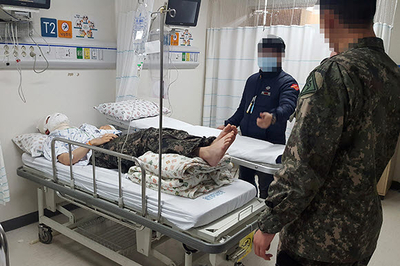 의사 진료거부에 군병원 개방 닷새째…민간인 32명 진료